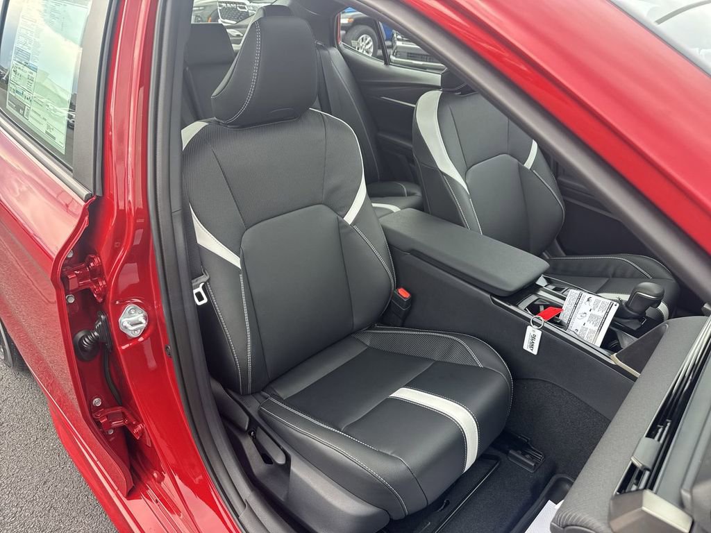 New 2026 Toyota Camry Hybrid FWD image 31