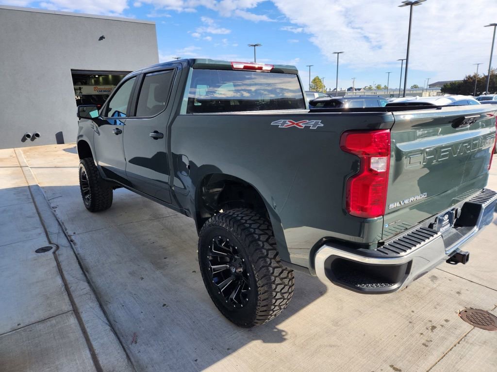 Used 2025 Chevrolet Silverado 1500 LT image 7