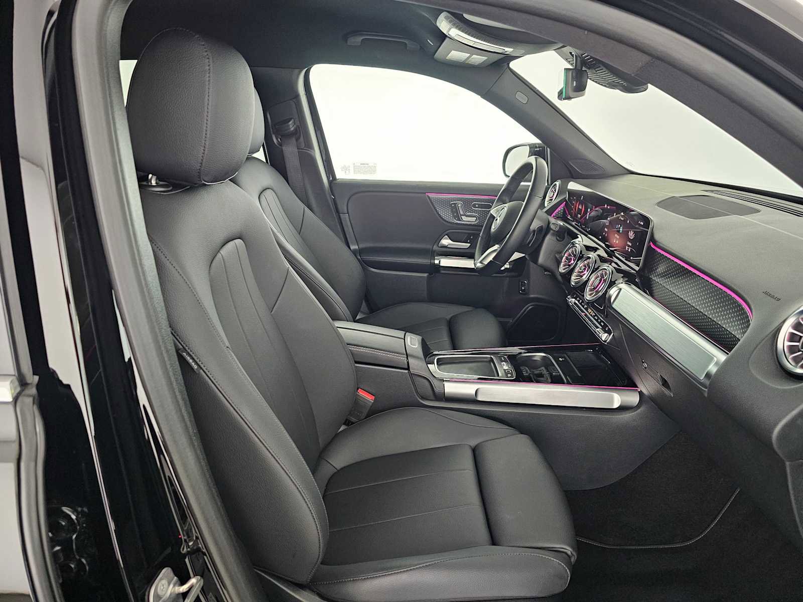 Certified 2025 Mercedes-Benz GLB 250 image 11