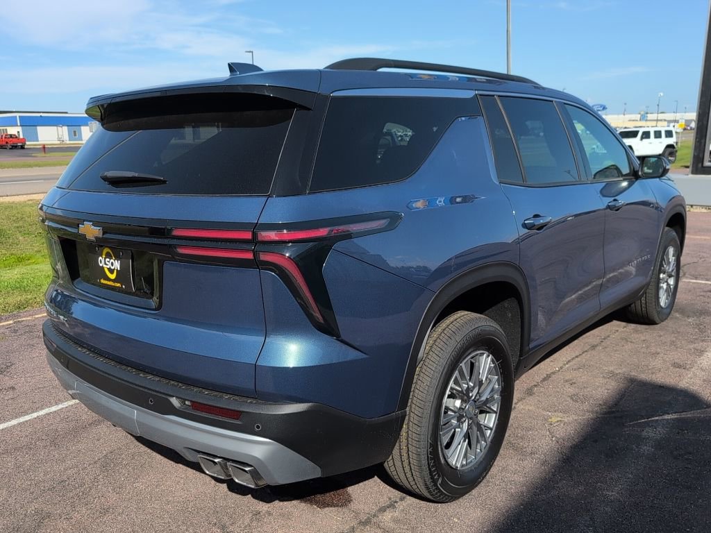 New 2026 Chevrolet Traverse LT image 5