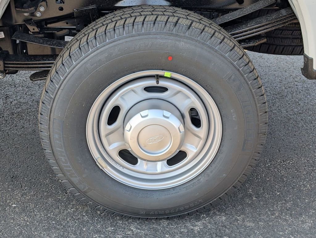 New 2026 Ford F350 XL AWD/4WD image 17