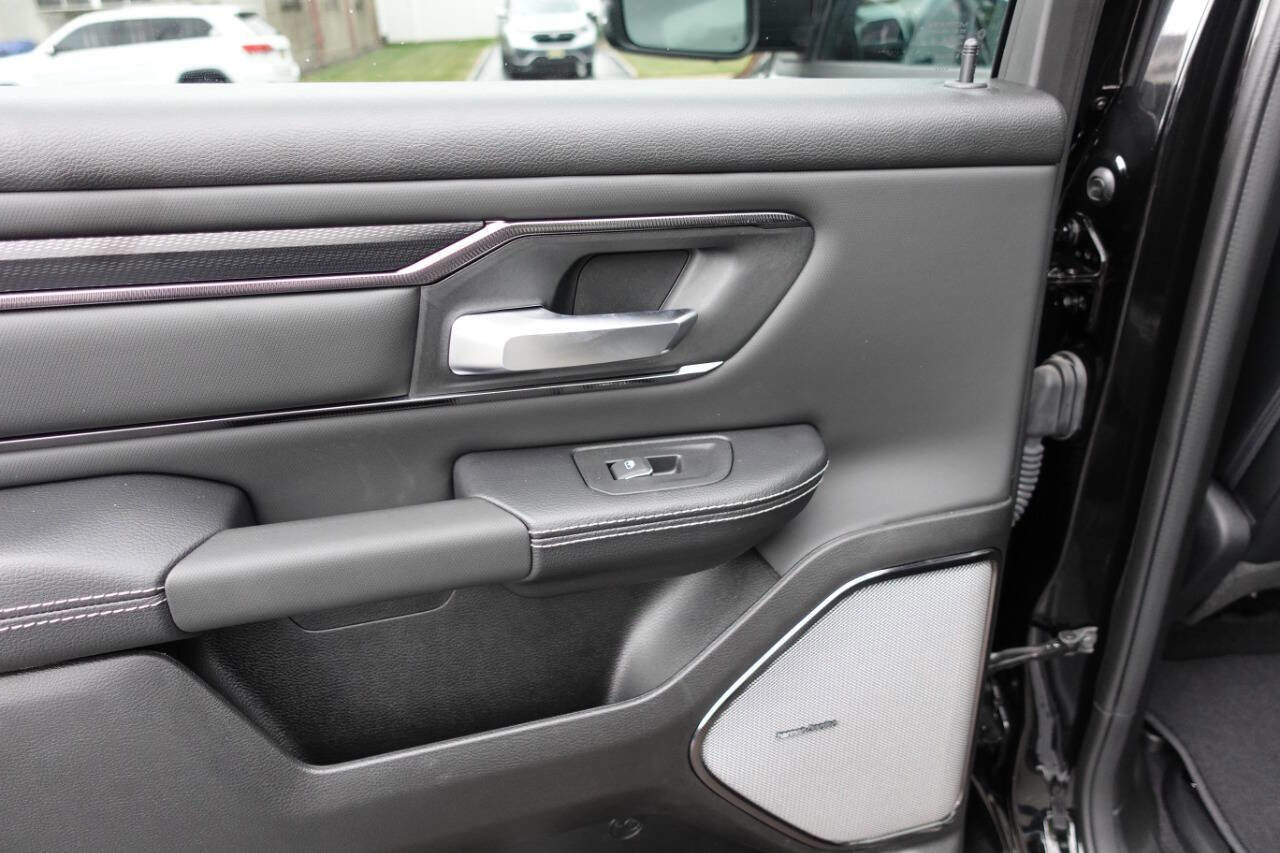 Used 2025 RAM 1500 Sport w/ Sport Level 1 Equipment Group AWD/4WD image 28