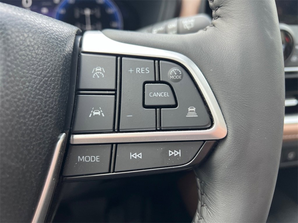 Used 2024 Toyota Grand Highlander Platinum image 22
