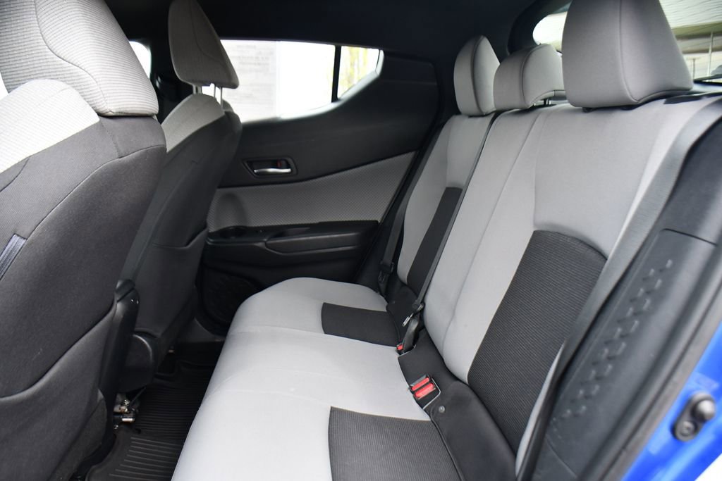 Used 2019 Toyota C-HR XLE FWD image 19