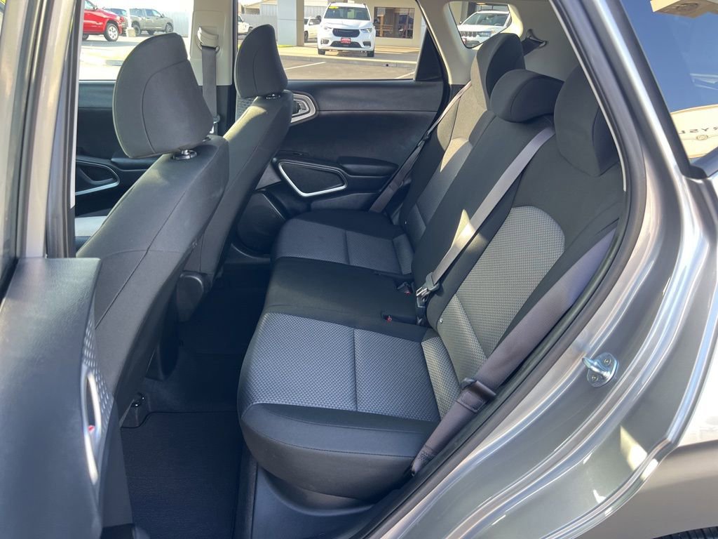 Used 2025 Kia Soul LX w/ LX Technology Package FWD image 24
