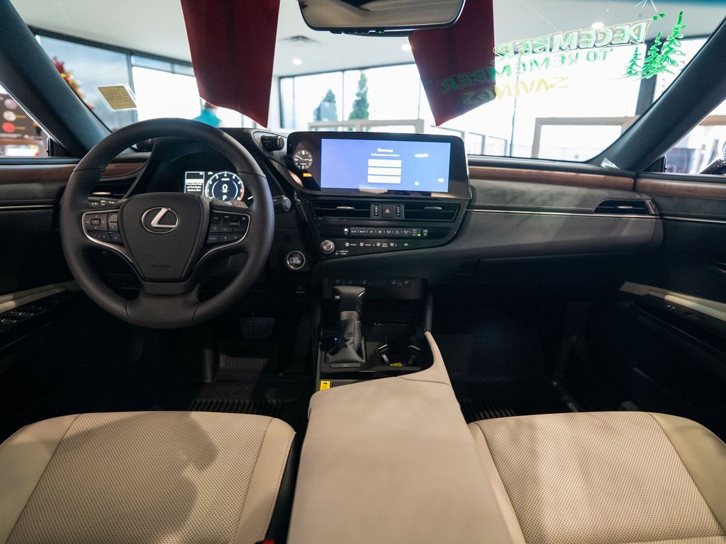 New 2025 Lexus ES 350 w/ Premium Package image 10