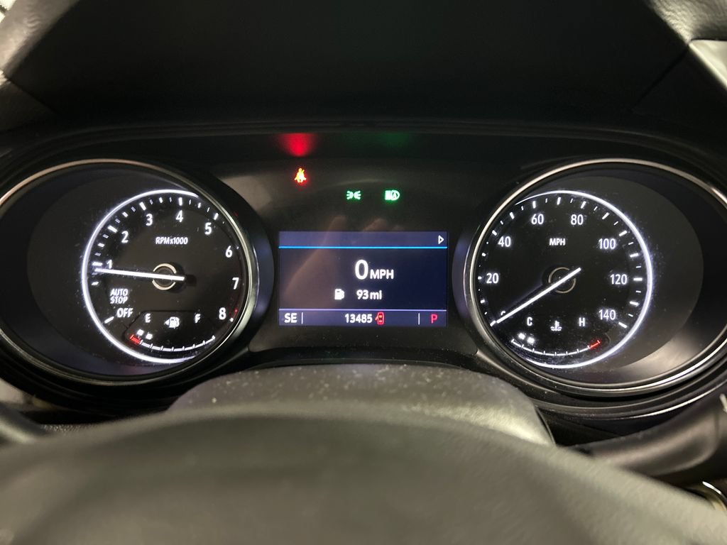 Used 2020 Buick Encore GX Essence FWD image 14