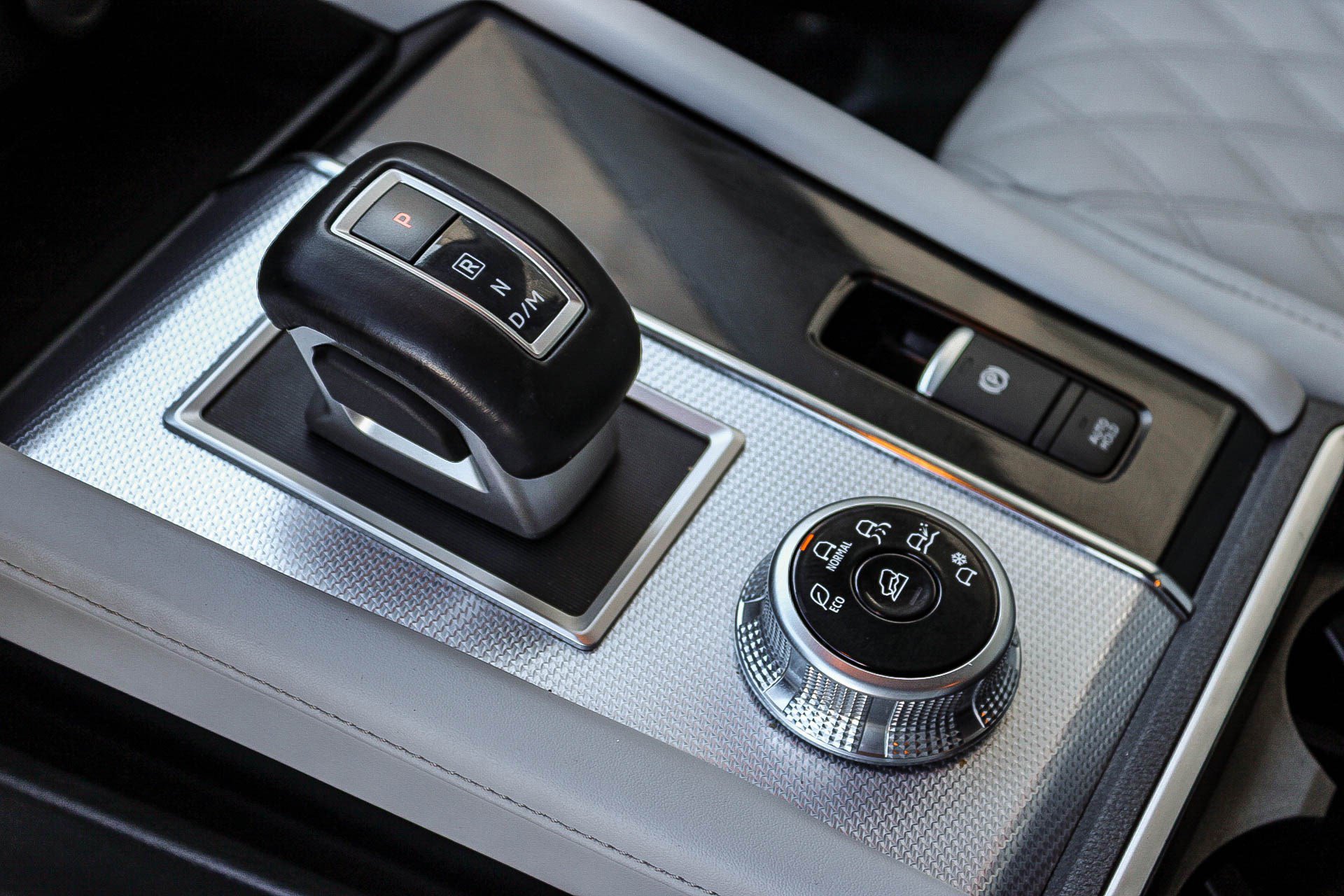 Used 2022 Mitsubishi Outlander SEL image 20