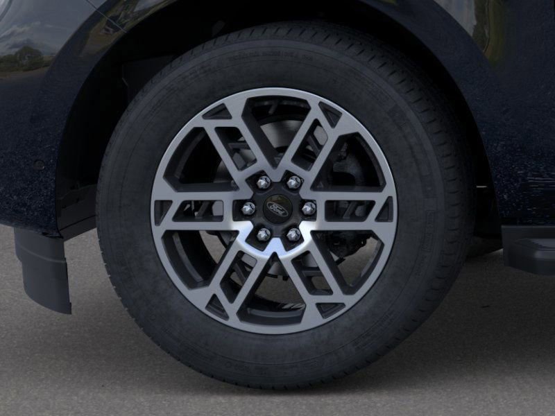 Used 2025 Ford Expedition Active image 22