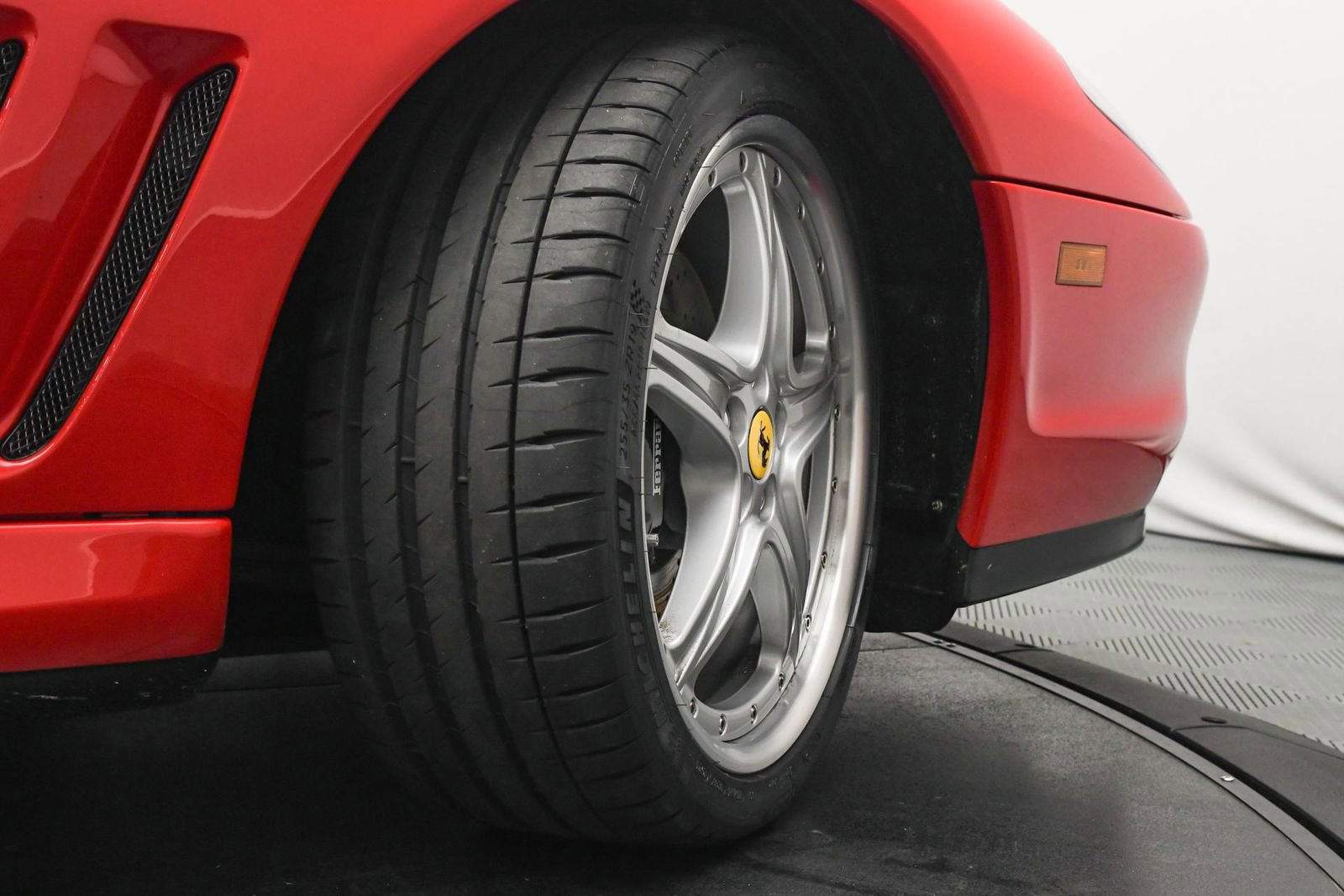 Used 2003 Ferrari 575M Maranello RWD image 25