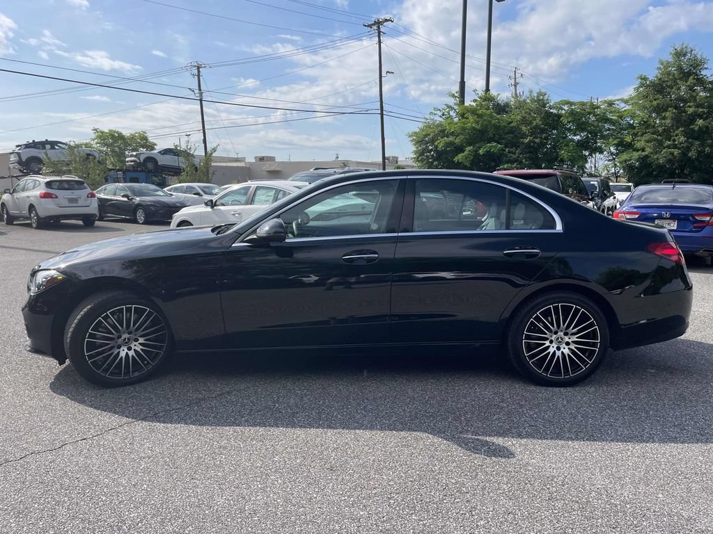 Used 2025 Mercedes-Benz C 300 Sedan w/ Winter Package image 6
