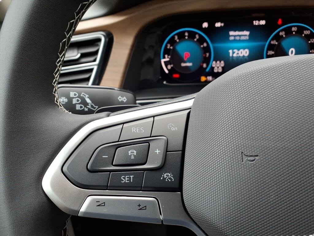 New 2026 Volkswagen Atlas SE image 18