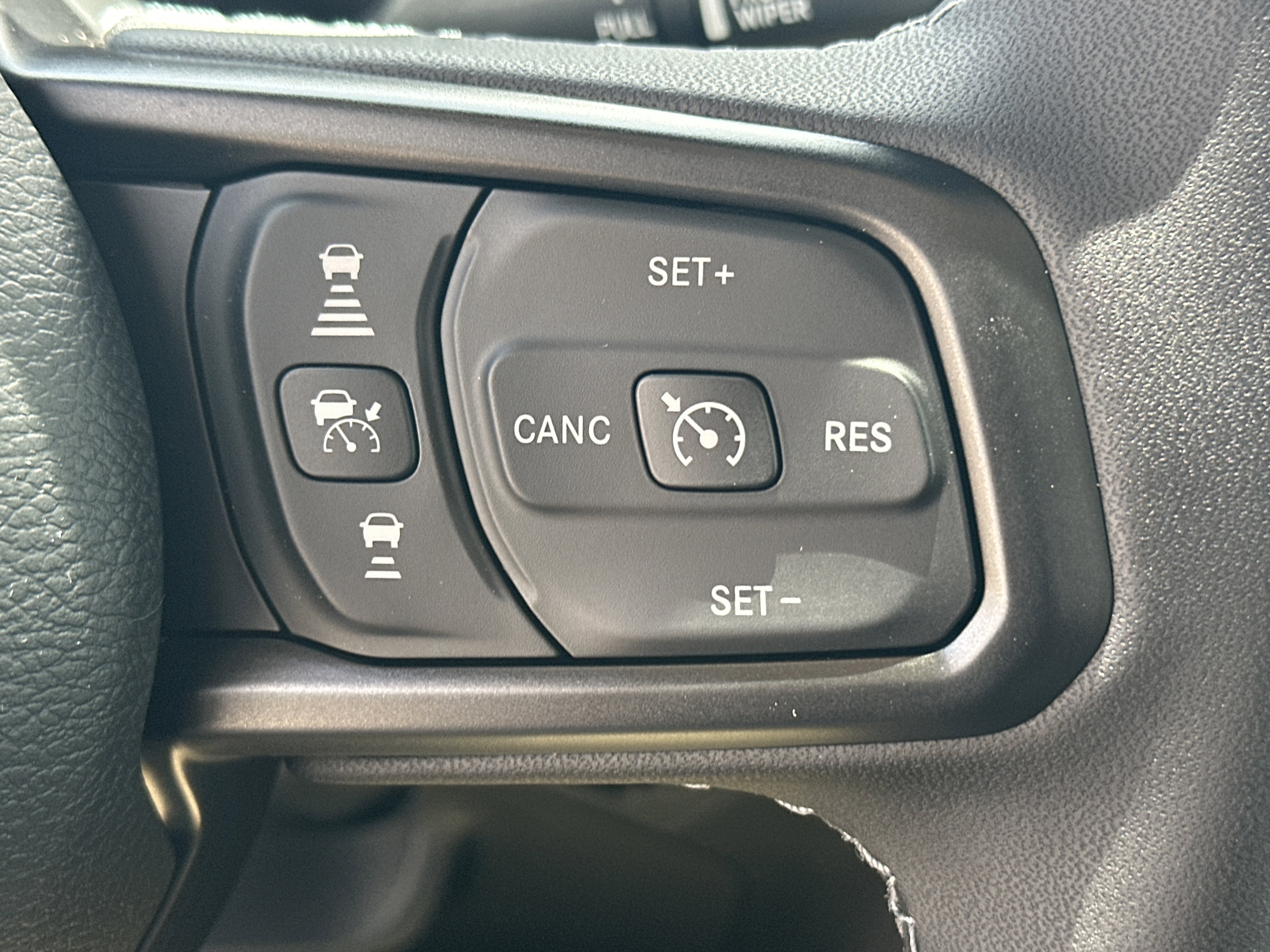 New 2026 Jeep Gladiator Willys AWD/4WD image 19