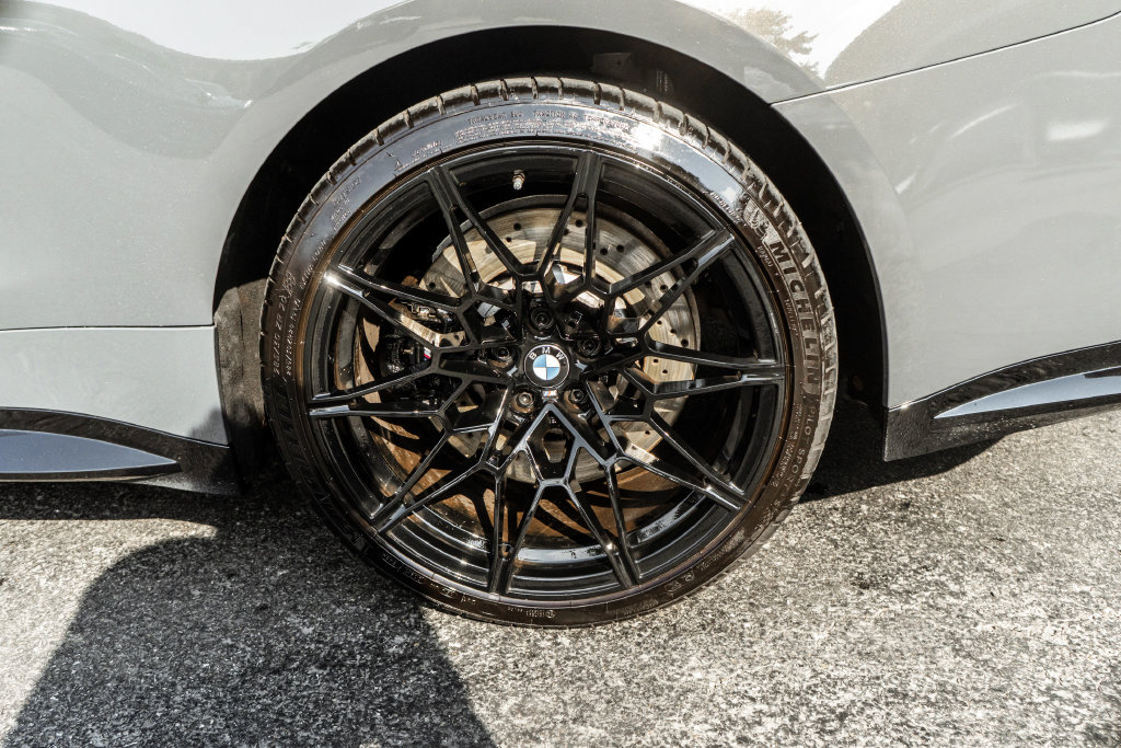 Used 2021 BMW M4 Coupe w/ Executive Package RWD image 34