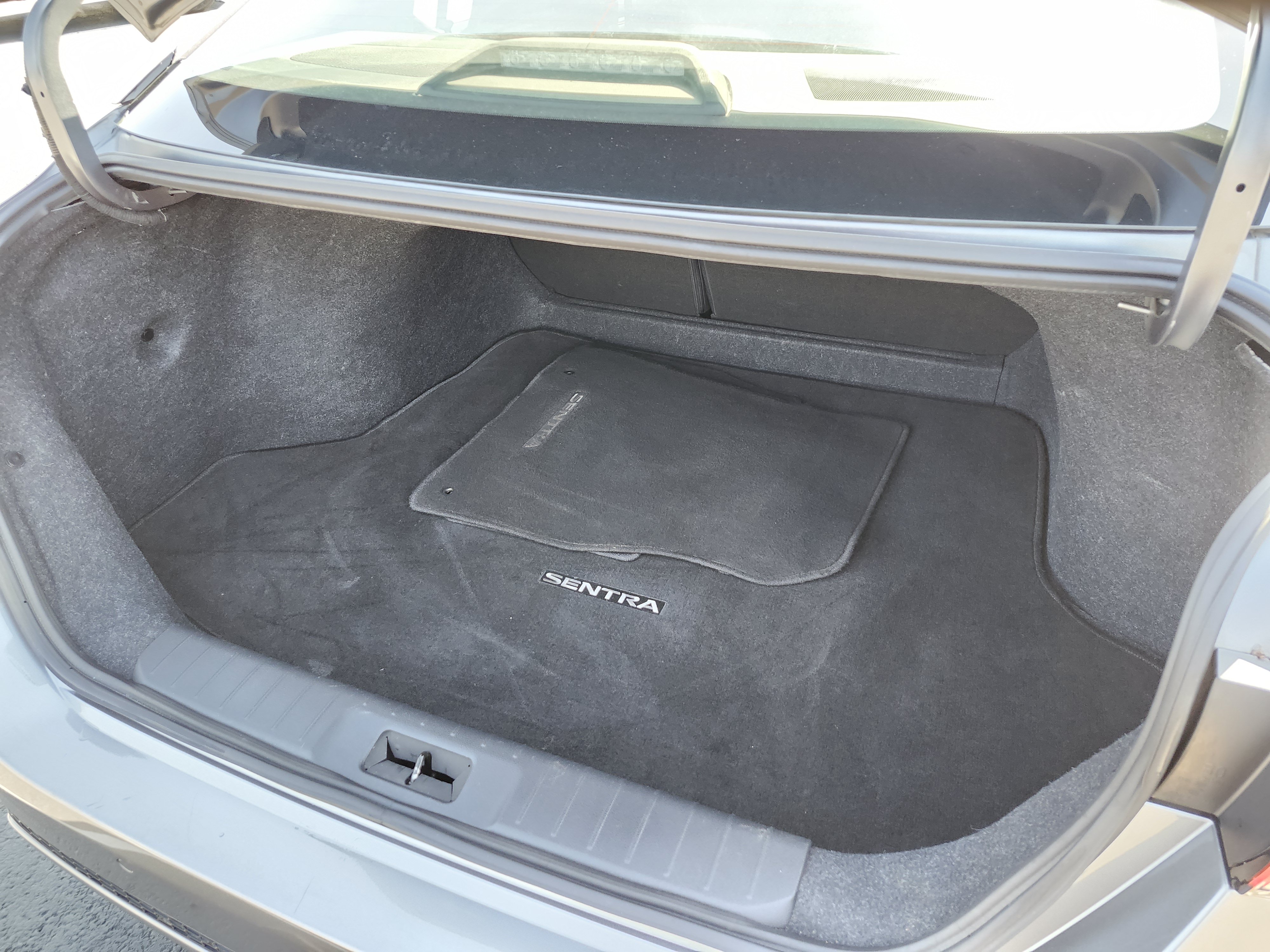 Used 2020 Nissan Sentra S FWD image 20