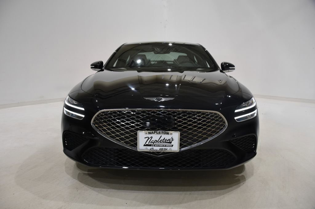 Used 2025 Genesis G70 2.5T image 2