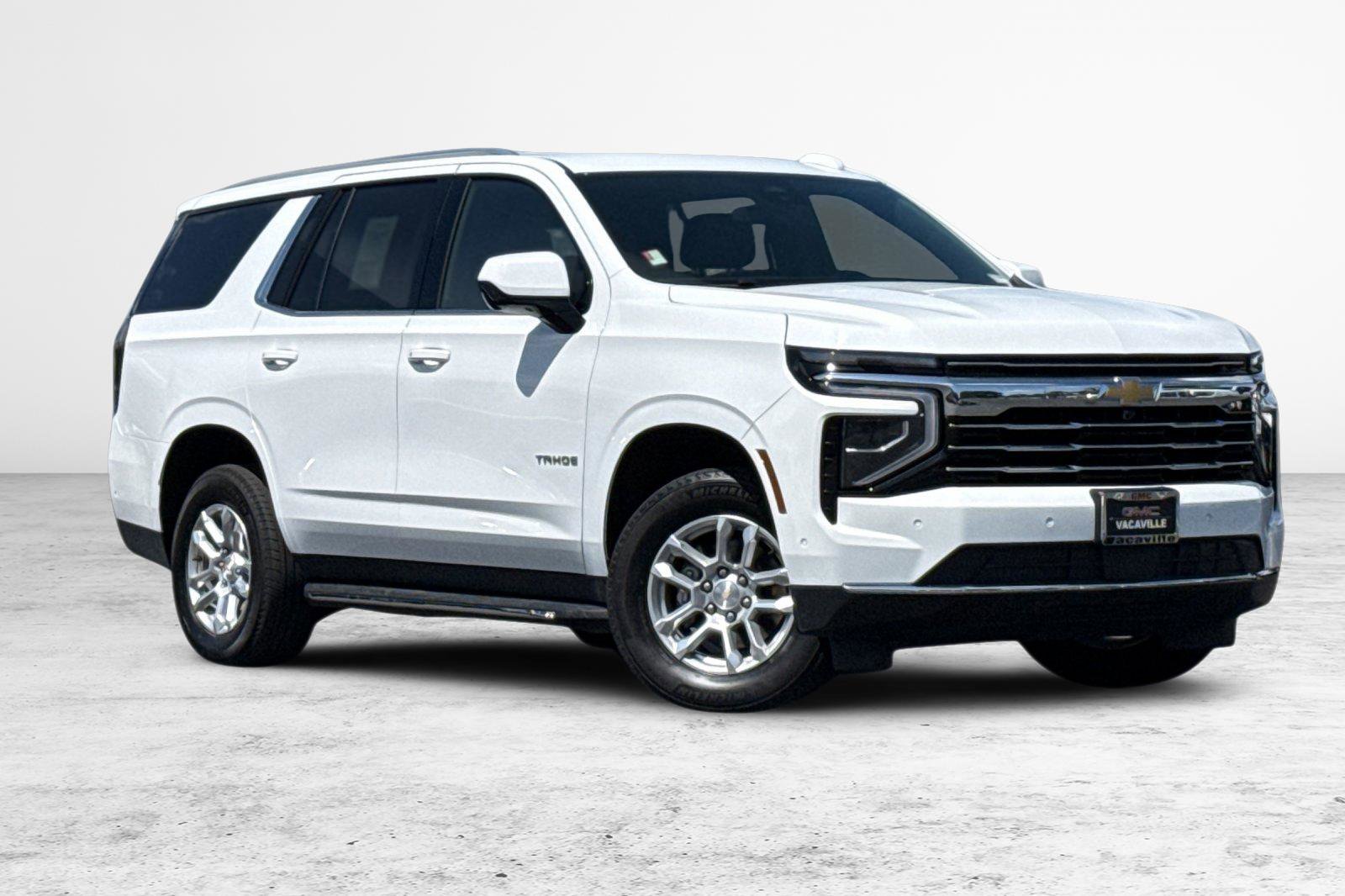 Used 2025 Chevrolet Tahoe LT AWD/4WD image 2
