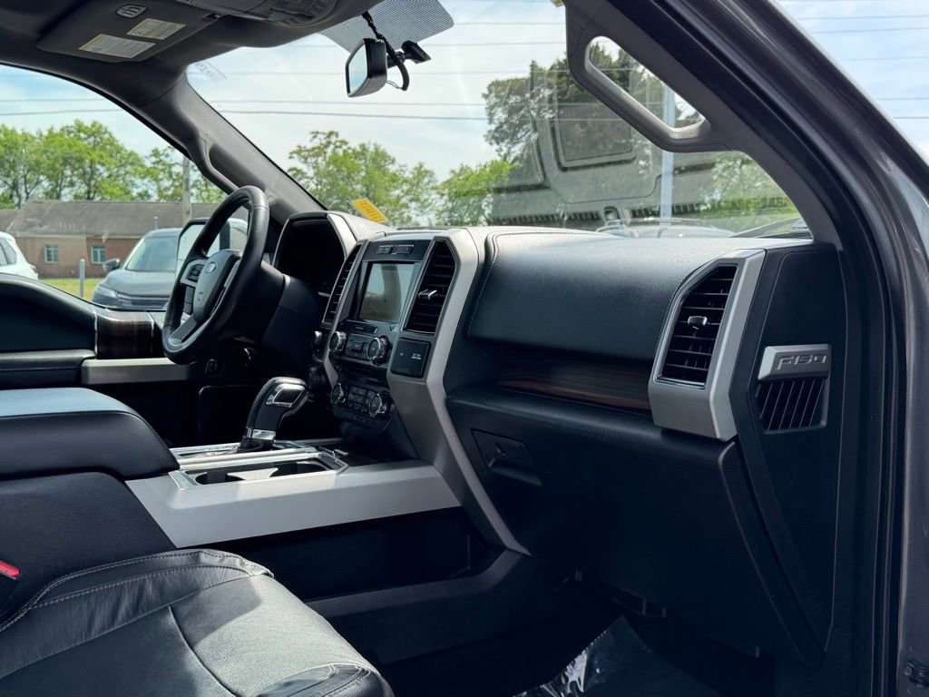 Used 2017 Ford F150 Lariat AWD/4WD image 23