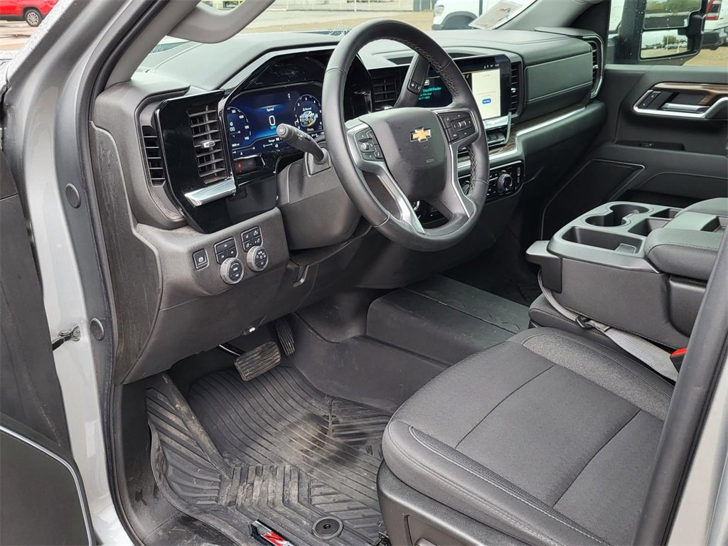 Used 2025 Chevrolet Silverado 2500 LT w/ Texas Edition image 15