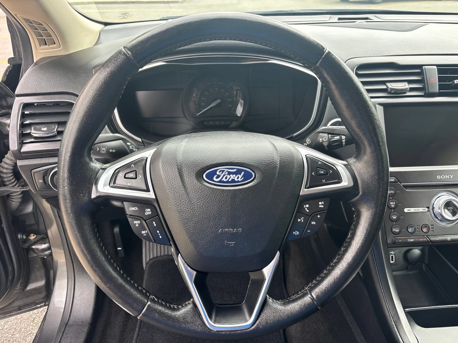 Used 2019 Ford Fusion Energi Titanium FWD image 14