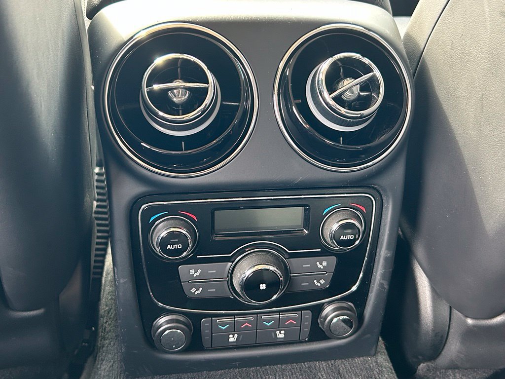 Used 2018 Jaguar XJ R-Sport RWD image 54