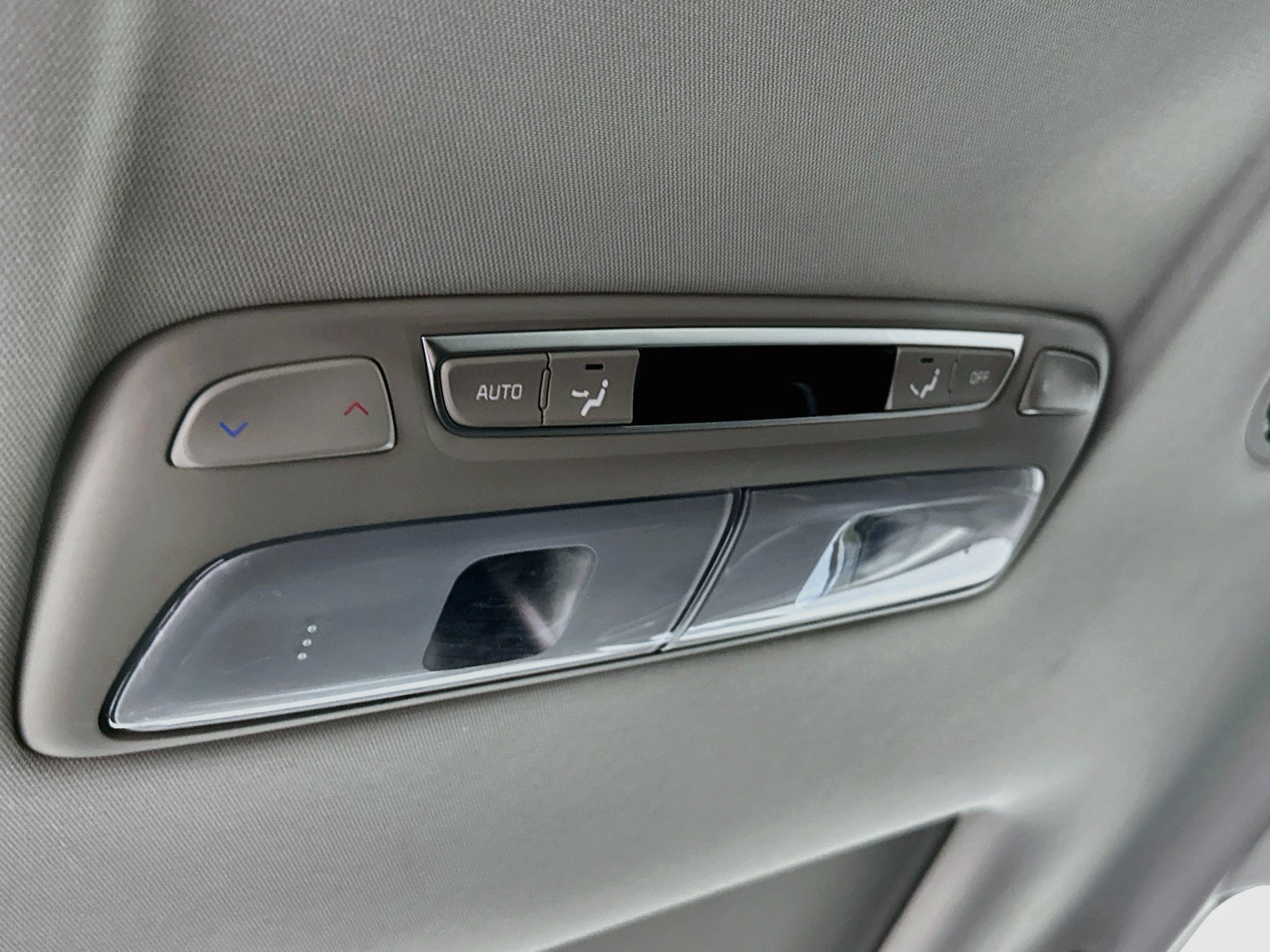 Used 2025 Kia Telluride S FWD image 28