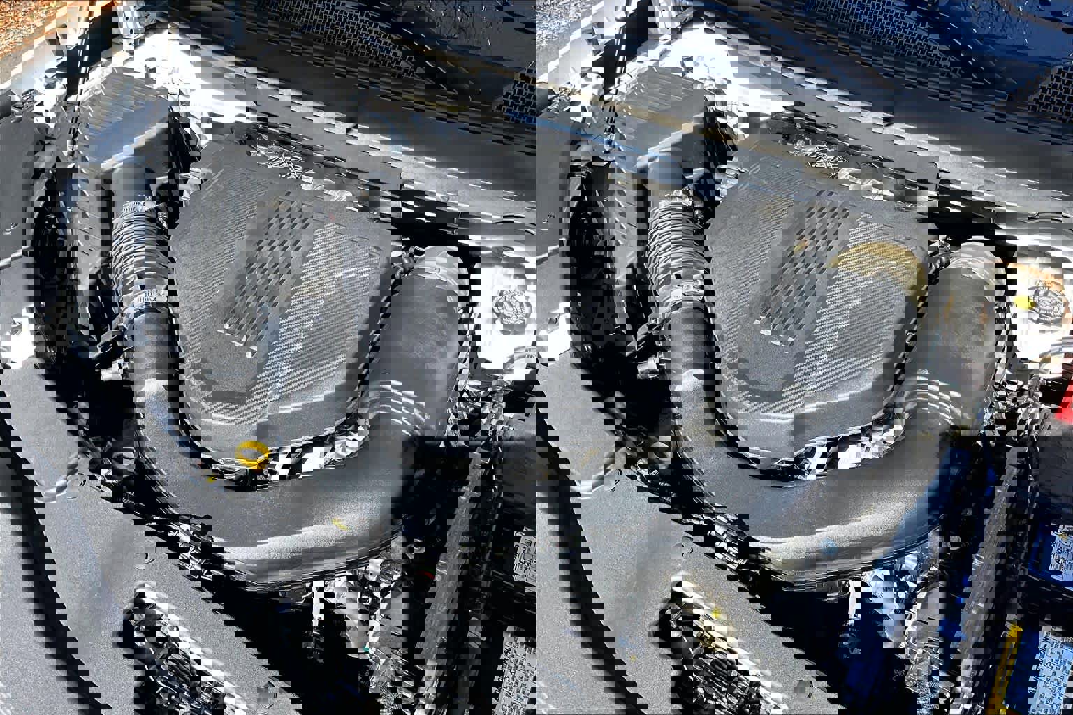 Used 2024 Chevrolet Traverse RS image 30