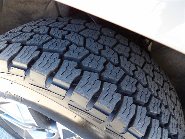 Certified 2024 Chevrolet Silverado 1500 LT AWD/4WD image 11