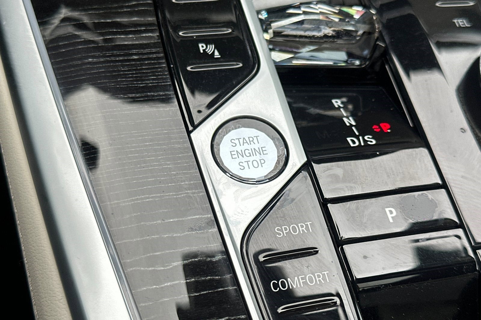 Certified 2025 BMW X7 M60i w/ Climate Comfort Package image 29