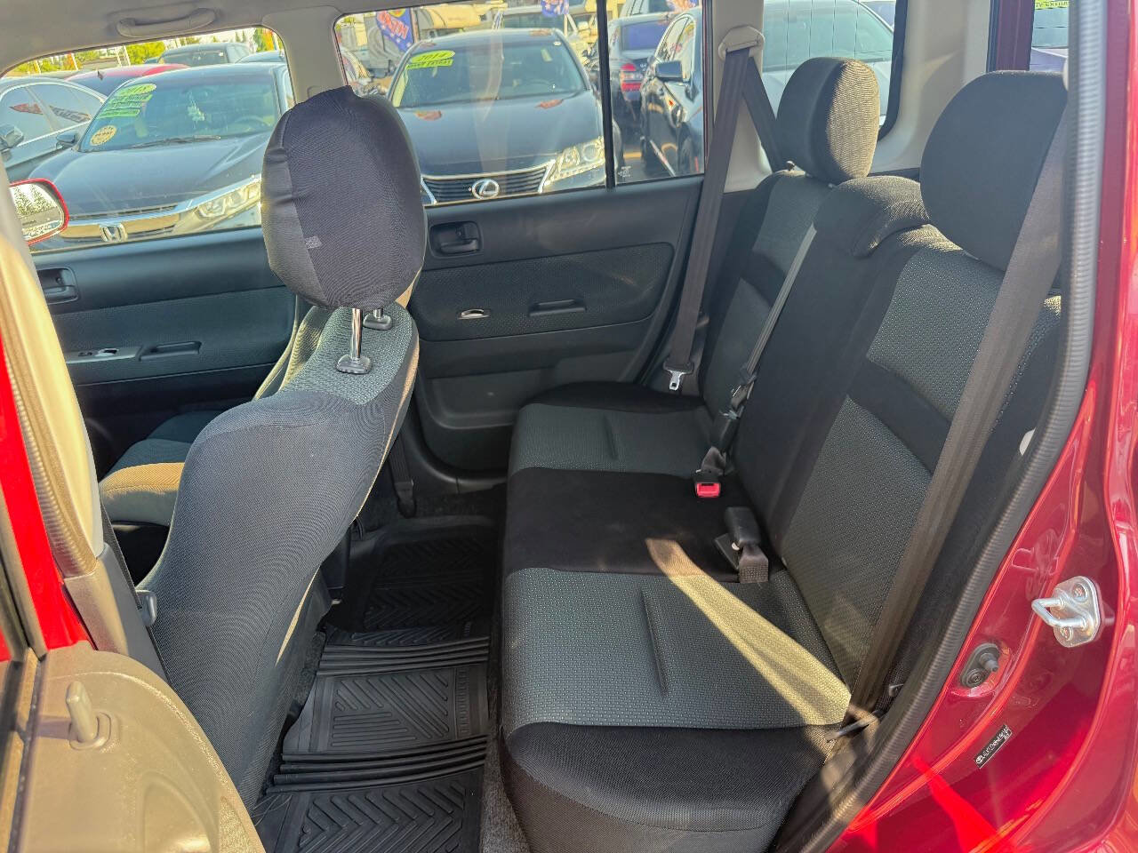 Used 2006 Scion xB image 12