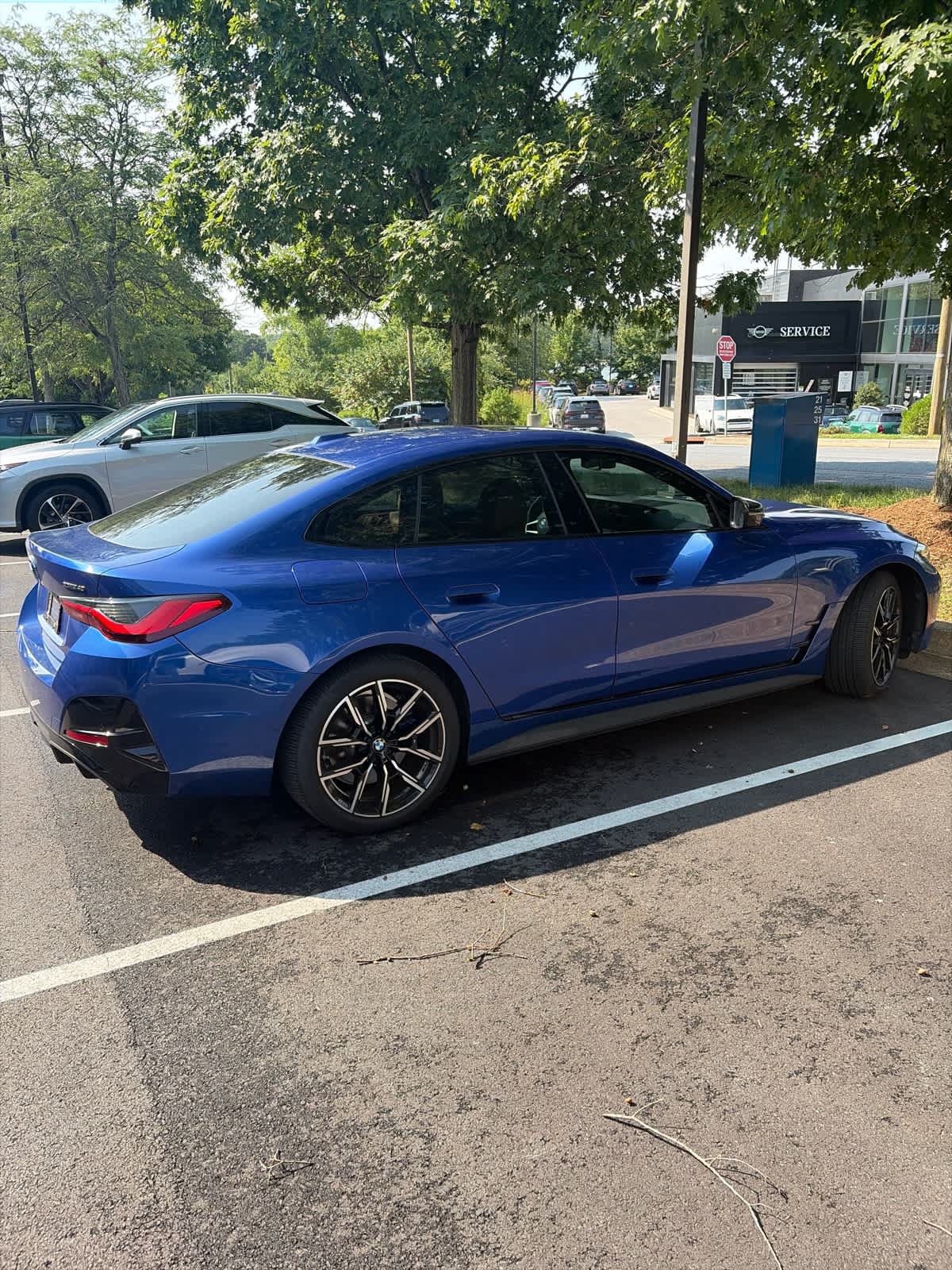 Used 2025 BMW i4 xDrive40i w/ M Sport Package AWD/4WD image 41
