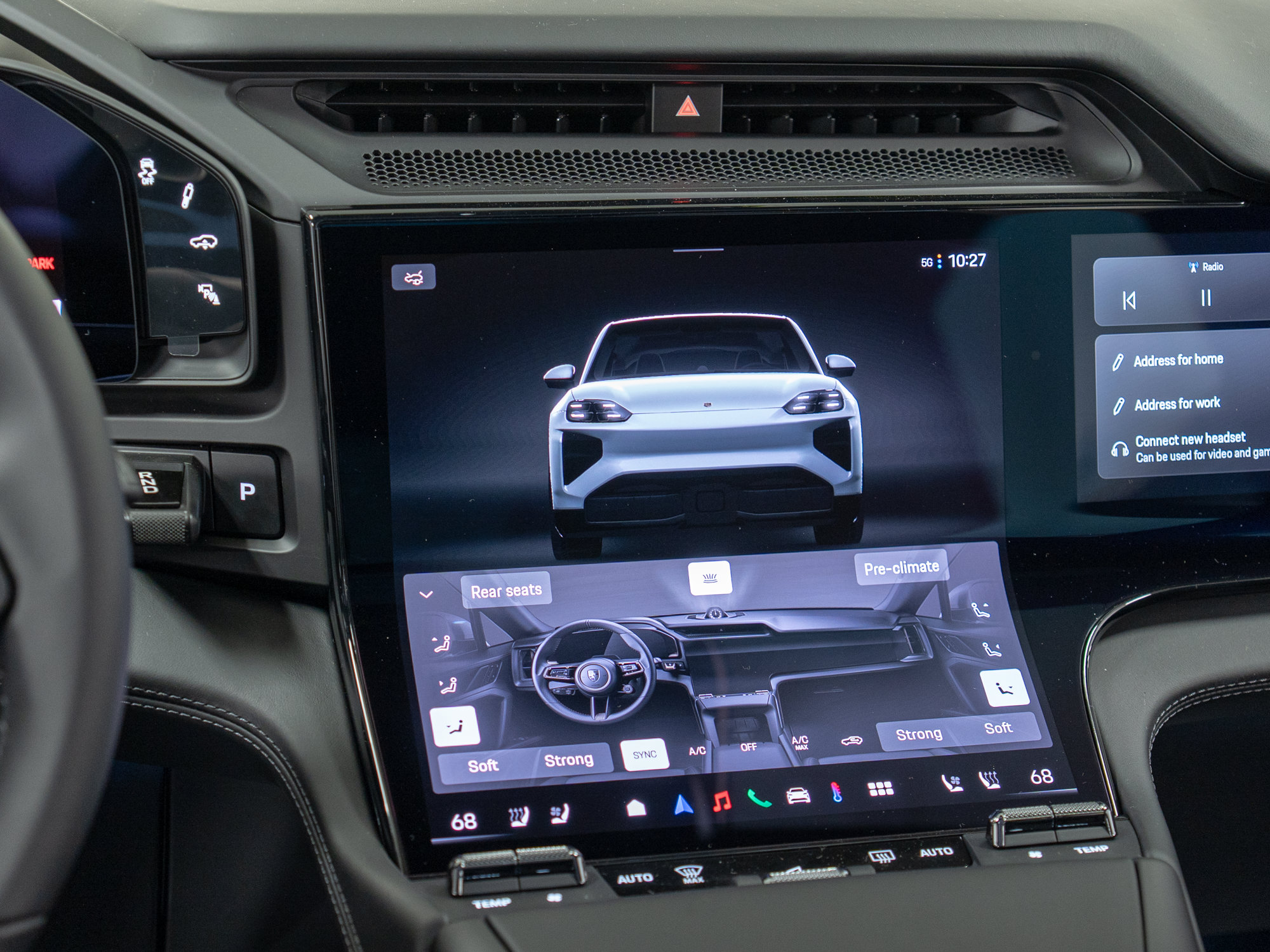 New 2026 Porsche Cayenne Turbo AWD/4WD image 34