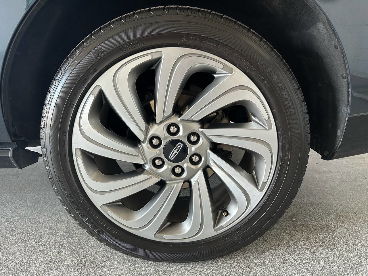 Used 2022 Lincoln Navigator 2WD image 39