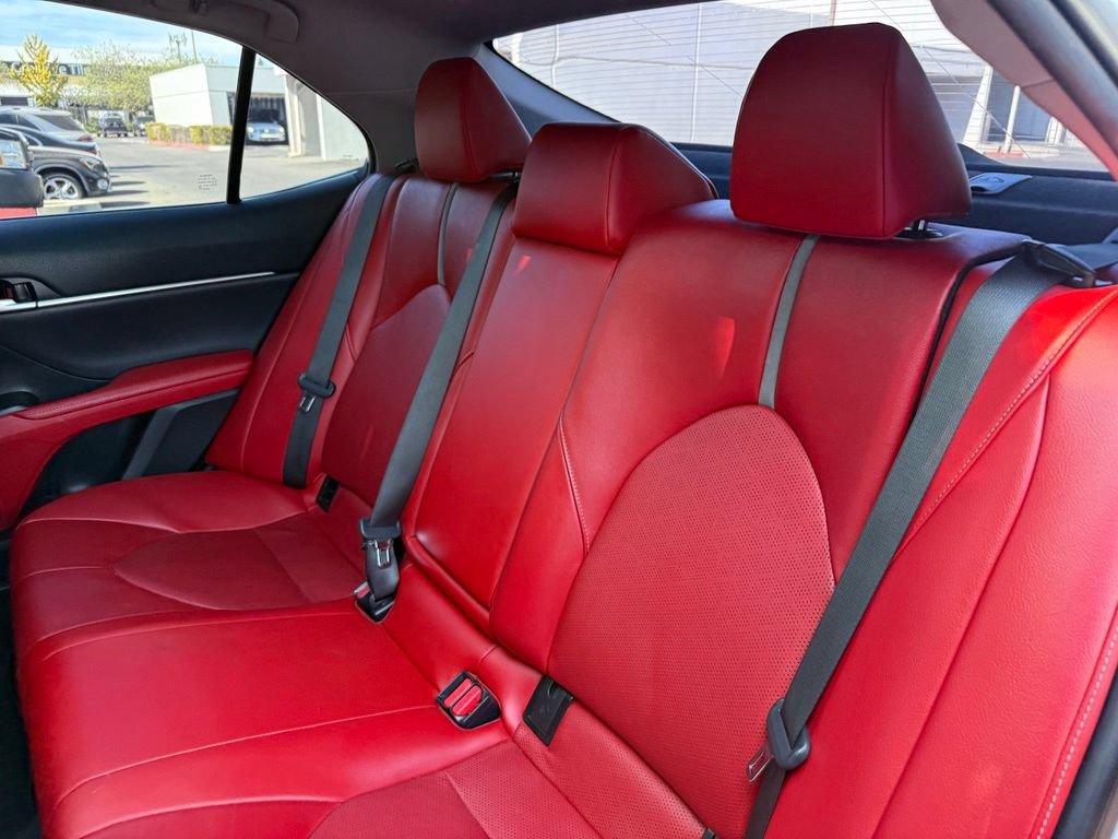 Used 2021 Toyota Camry XSE FWD image 13