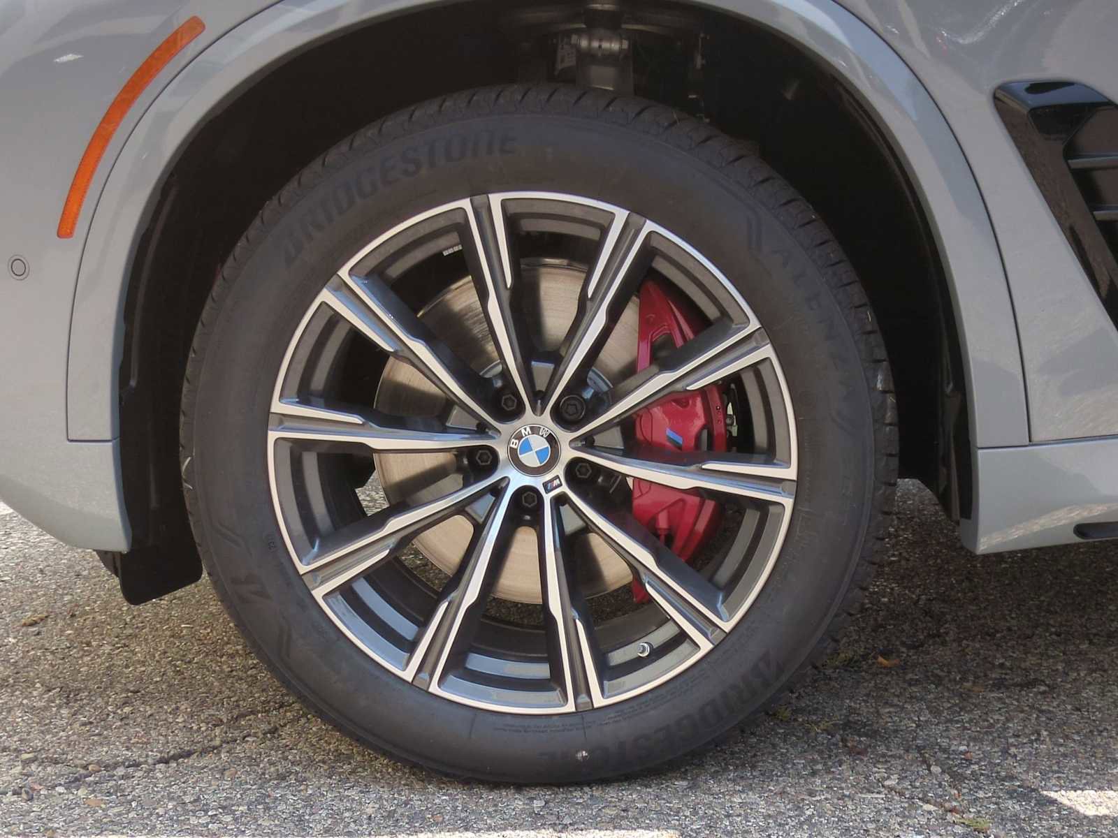 New 2026 BMW X5 xDrive40i w/ M Sport Package image 14