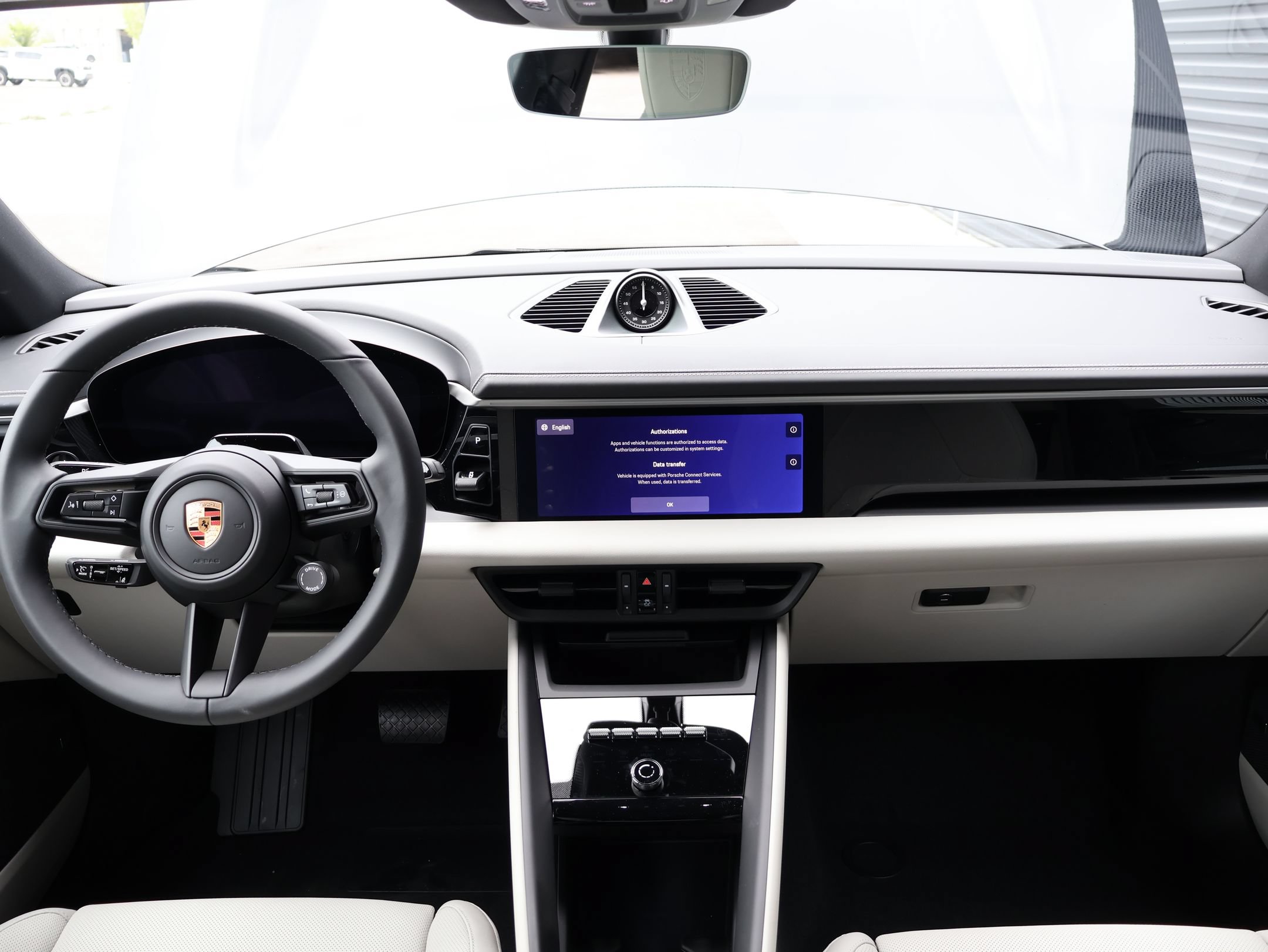New 2026 Porsche Macan 4 Electric AWD/4WD image 21