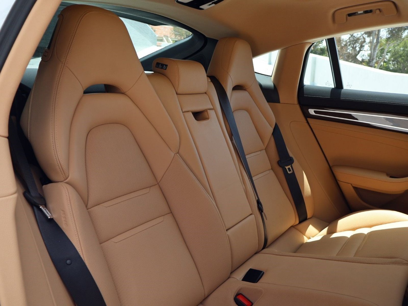 Certified 2023 Porsche Panamera Platinum Edition RWD image 23