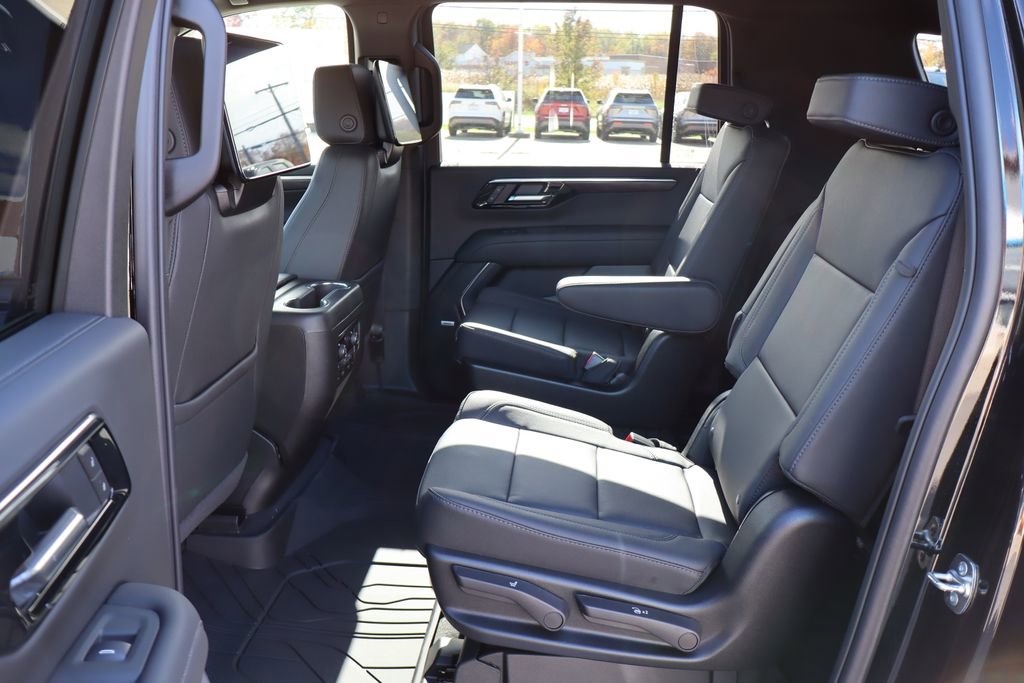 New 2026 Chevrolet Suburban Z71 w/ Z71 Off-Road Package image 46