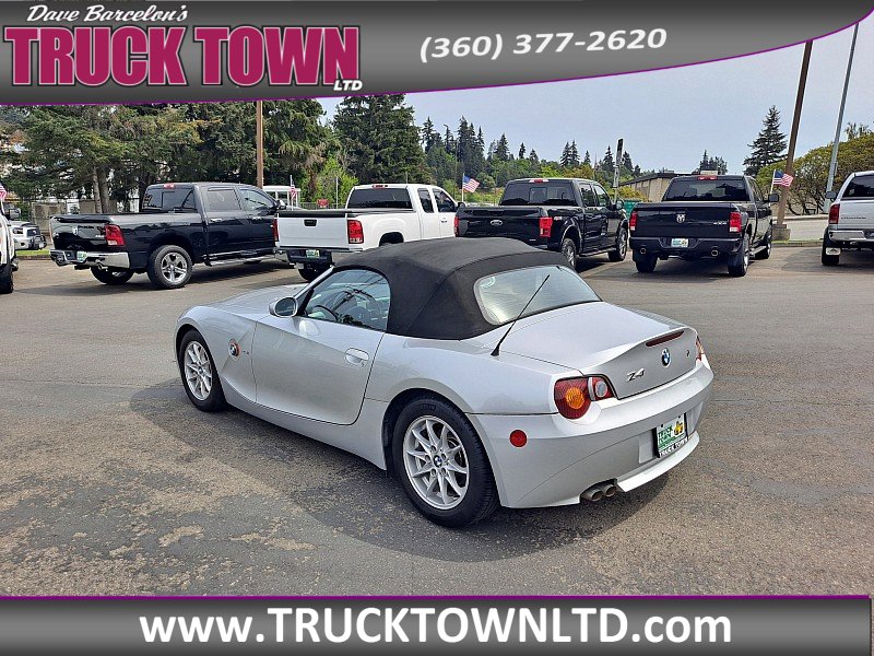Used 2004 BMW Z4 2.5i RWD image 7