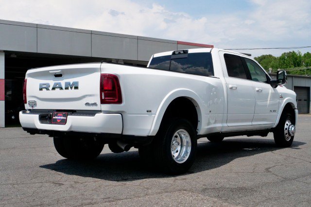 Used 2026 RAM 3500 Longhorn AWD/4WD image 9