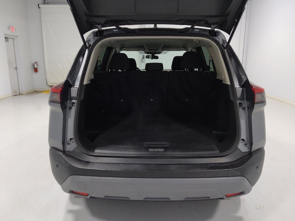 Used 2023 Nissan Rogue S image 29