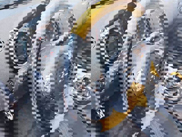 Used 2019 Nissan 370Z Sport image 11