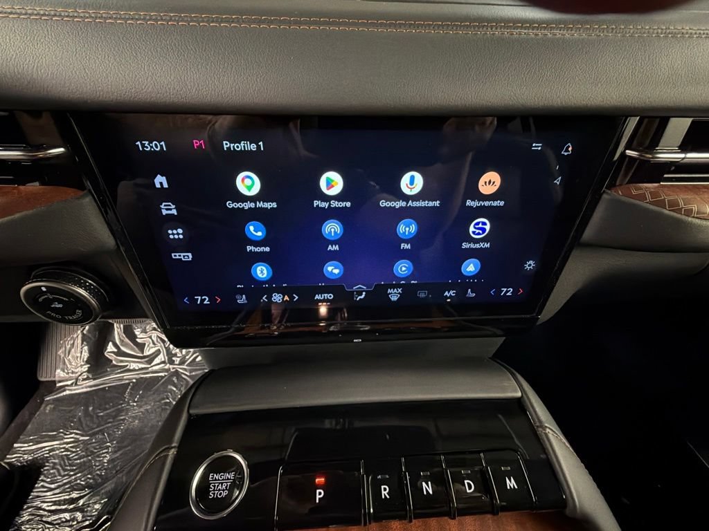 New 2027 Lincoln Navigator Black Label AWD/4WD image 9