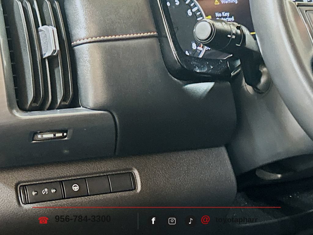 Used 2024 Nissan Pathfinder Rock Creek AWD/4WD image 9