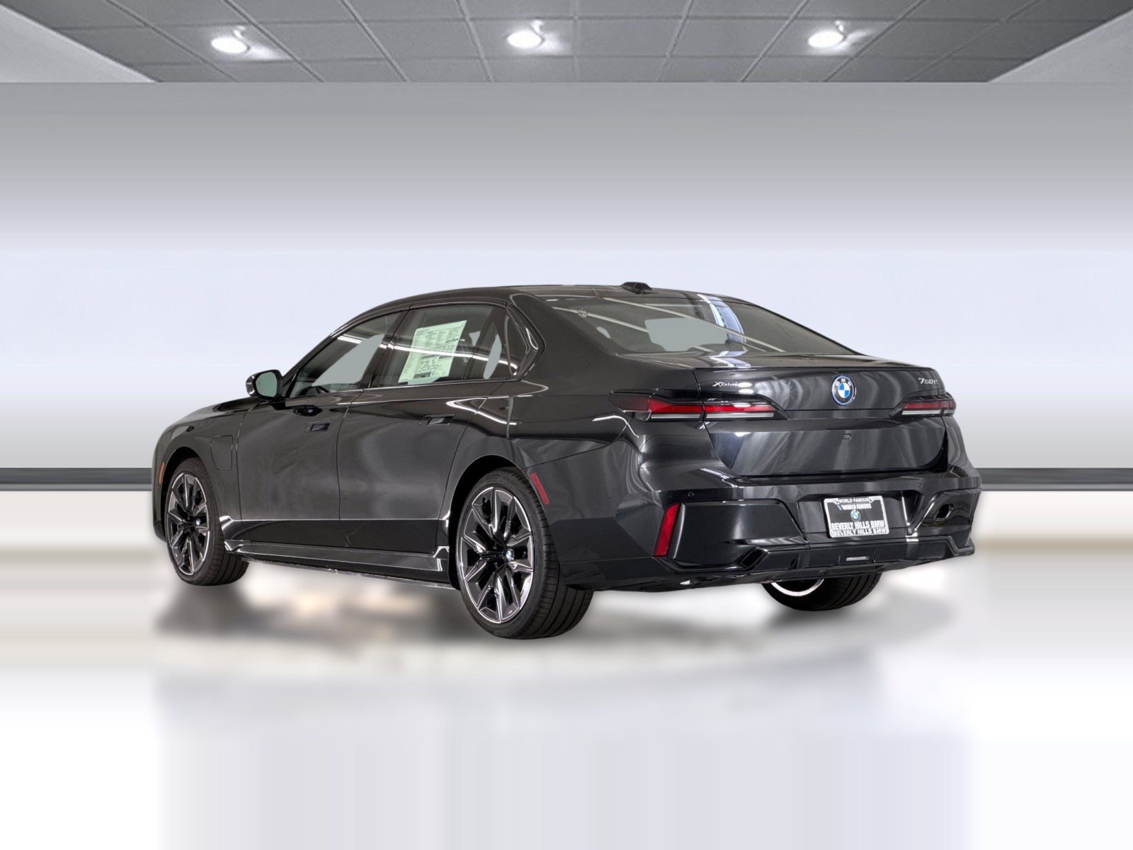 New 2026 BMW 750e xDrive w/ Premium Package AWD/4WD image 3