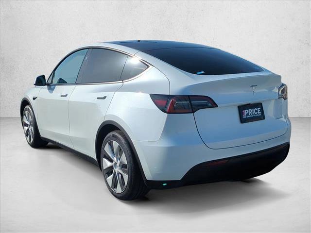 Used 2023 Tesla Model Y AWD image 8