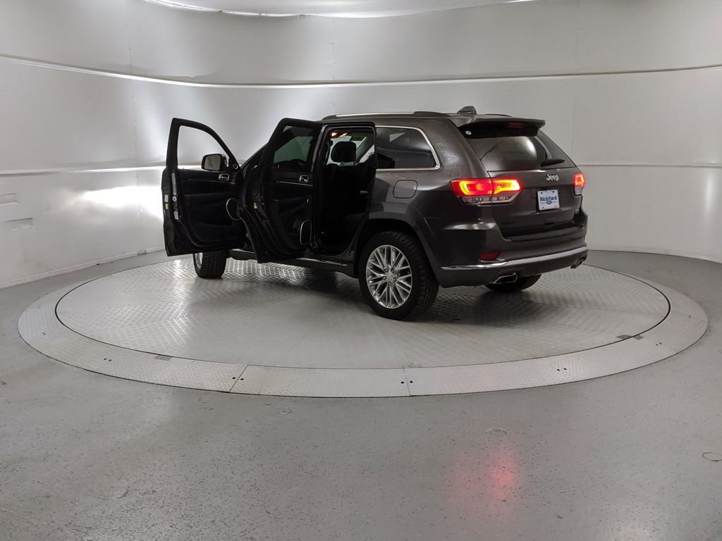 Used 2018 Jeep Grand Cherokee Summit image 10