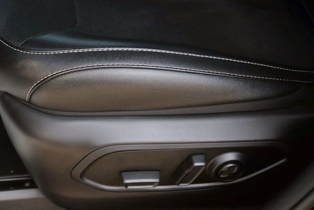 Used 2024 Jeep Grand Cherokee Altitude AWD/4WD image 14