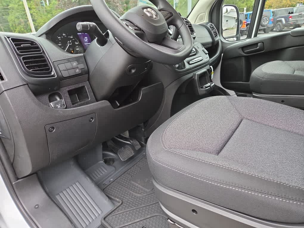 New 2025 RAM ProMaster 2500 FWD image 12