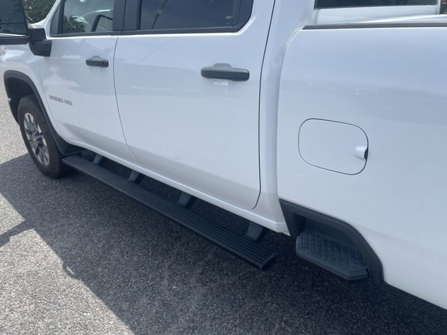 Used 2025 Chevrolet Silverado 2500 Custom AWD/4WD image 7